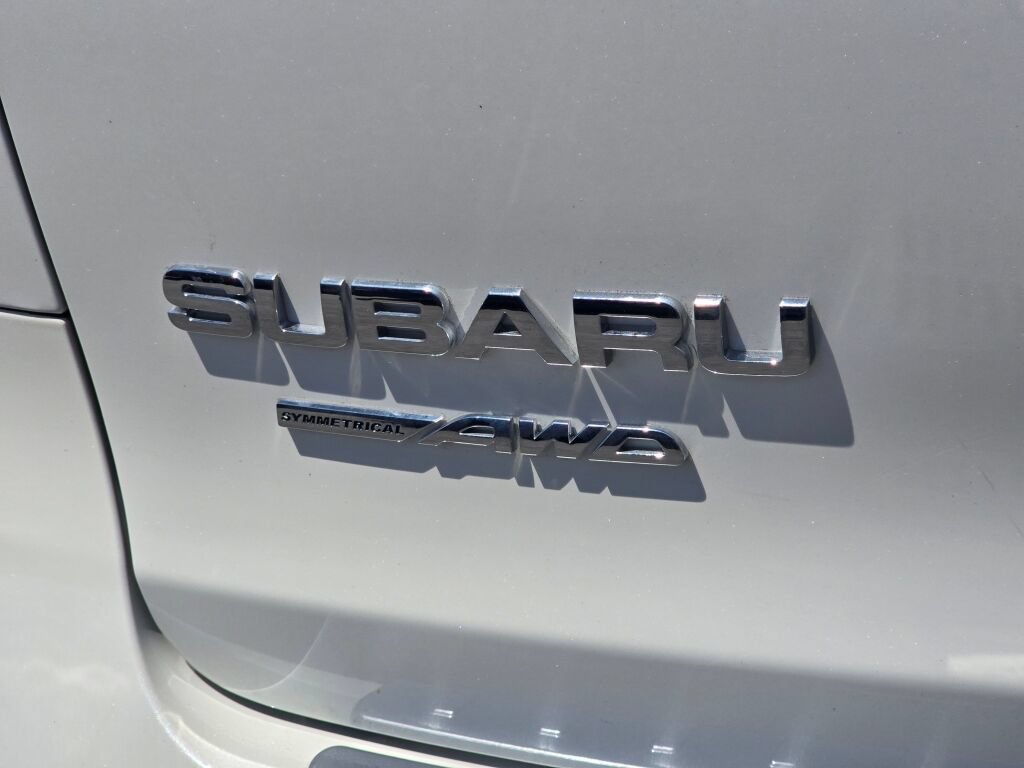 Used 2023 Subaru Ascent Premium w/ Convenience Package AWD/4WD image 14