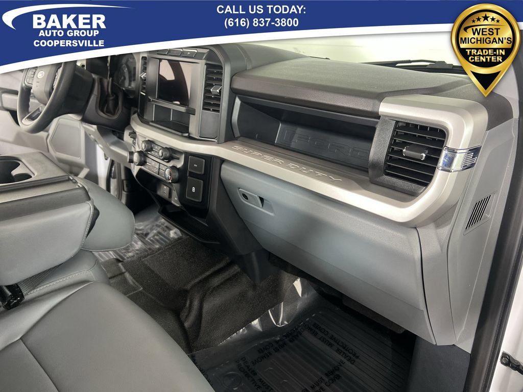 Used 2023 Ford F350 XL w/ Snow Plow Prep Package image 27