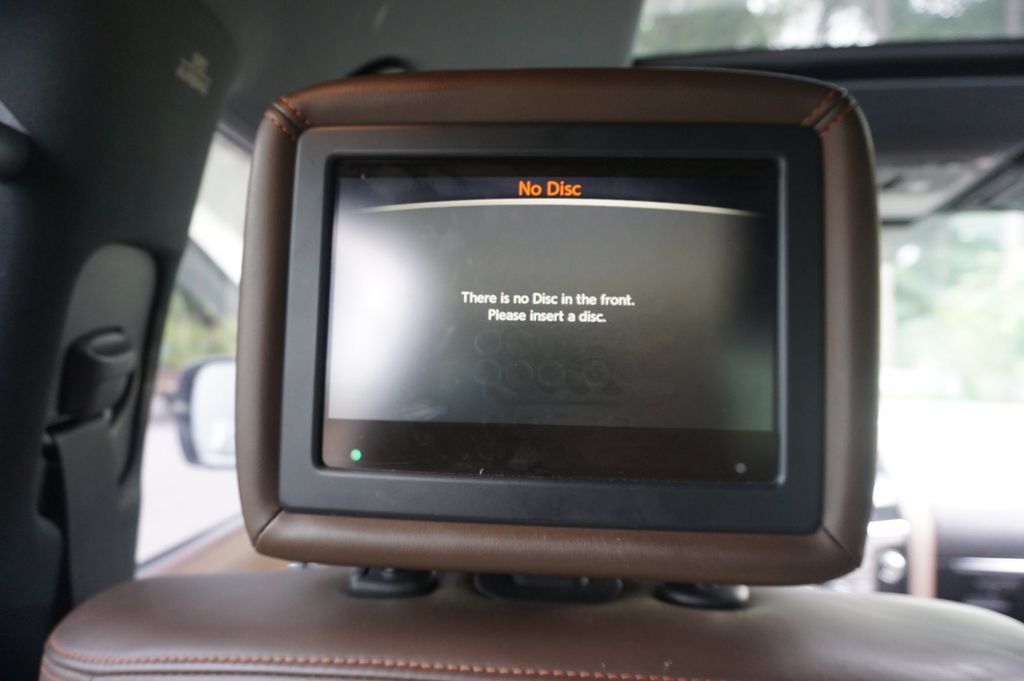 Used 2020 Nissan Armada Platinum w/ Platinum Reserve Package RWD image 16