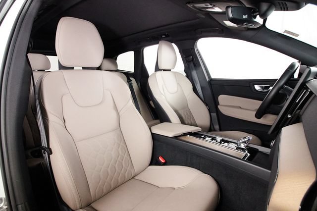 Certified 2026 Volvo XC60 B5 Plus AWD/4WD image 20