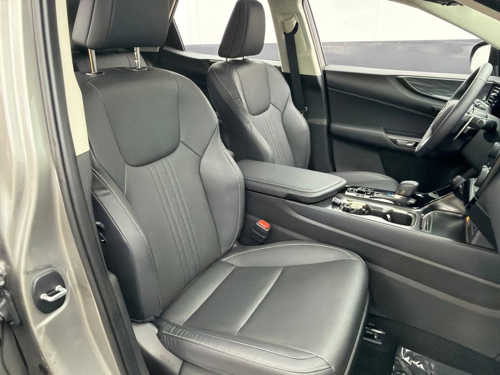 Used 2025 Lexus NX 350 AWD w/ Accessory Package (2T) image 28