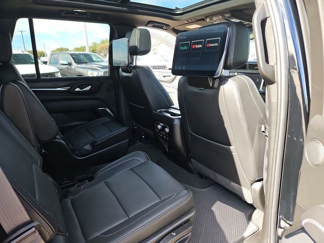 Used 2024 GMC Yukon Denali w/ Advanced Technology Package image 27