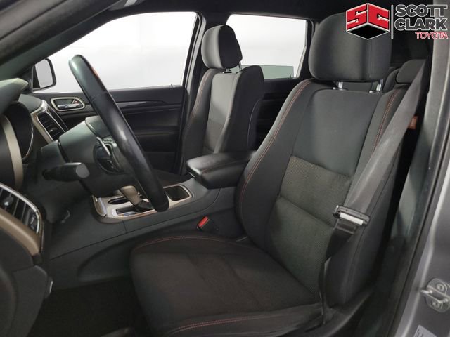 Used 2016 Jeep Grand Cherokee Laredo 75th Anniversary AWD/4WD image 13