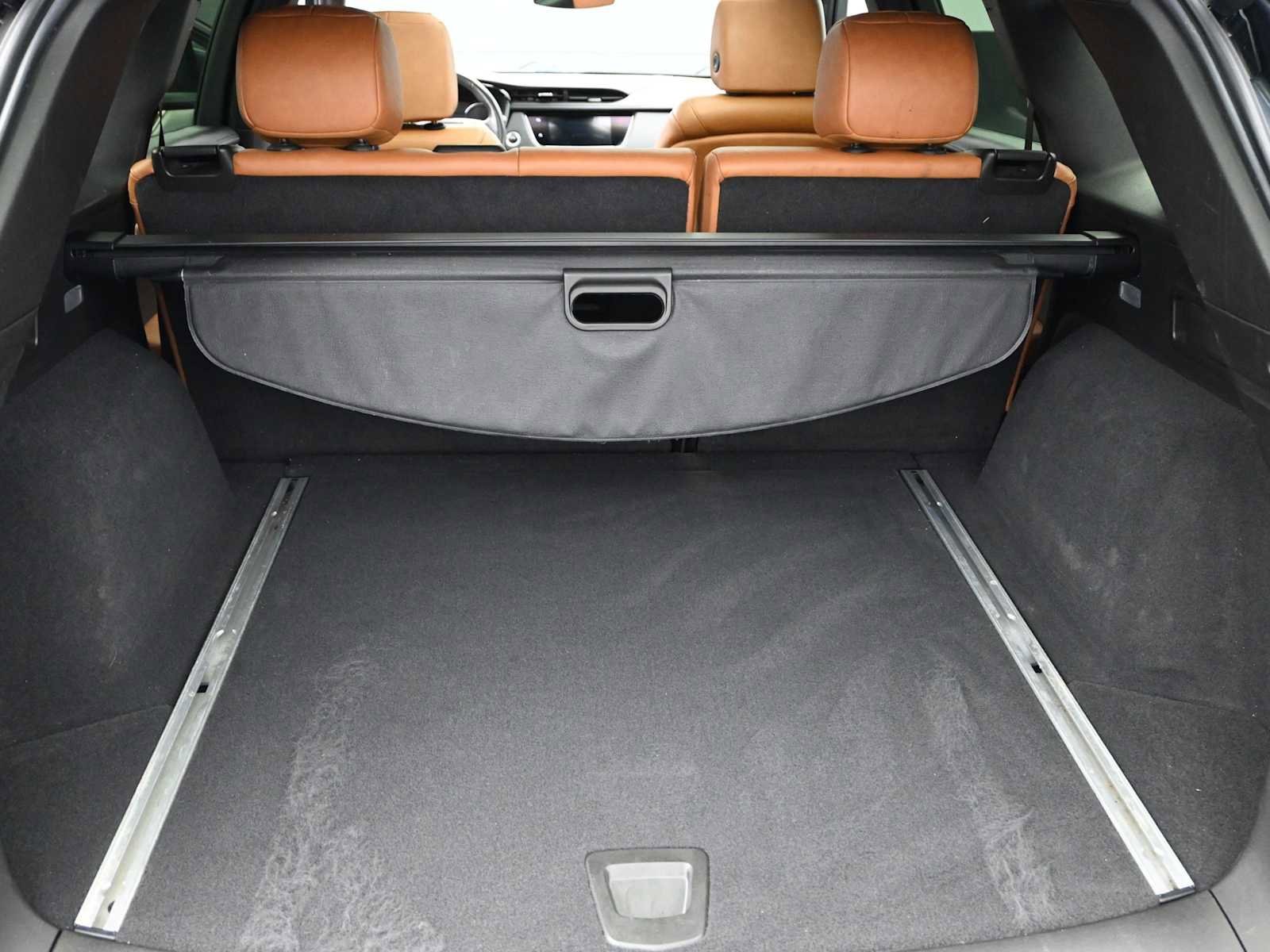 Used 2020 Cadillac XT5 Premium Luxury AWD/4WD image 30