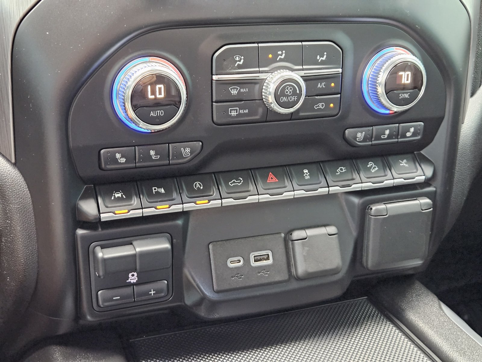 Certified 2019 GMC Sierra 1500 Denali w/ Denali Ultimate Package AWD/4WD image 24