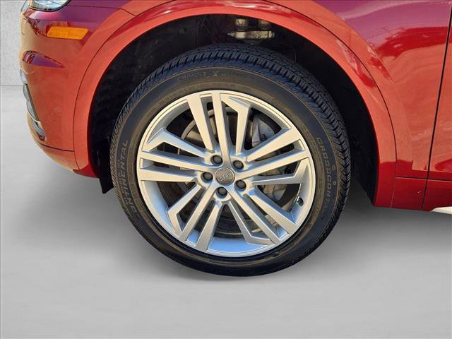 Used 2018 Audi Q5 Prestige w/ Prestige Package image 24