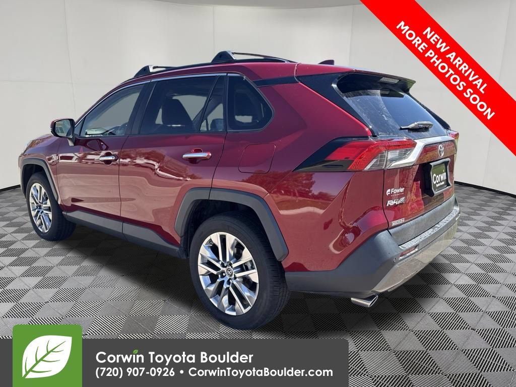 Used 2019 Toyota RAV4 Limited w/ Cold Weather Package AWD/4WD image 5