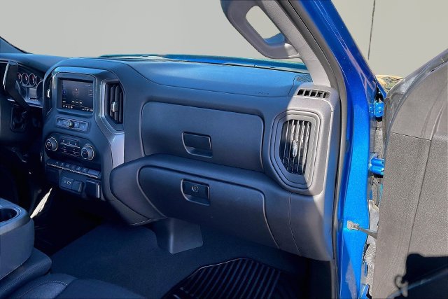 Used 2023 Chevrolet Silverado 1500 Custom w/ LPO, Dark Essentials Package RWD image 18