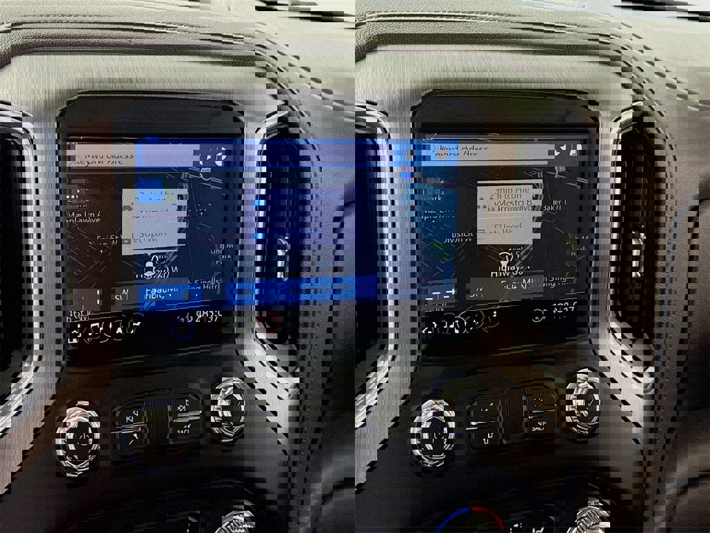 Used 2020 GMC Sierra 3500 Denali w/ Denali Ultimate Package image 7