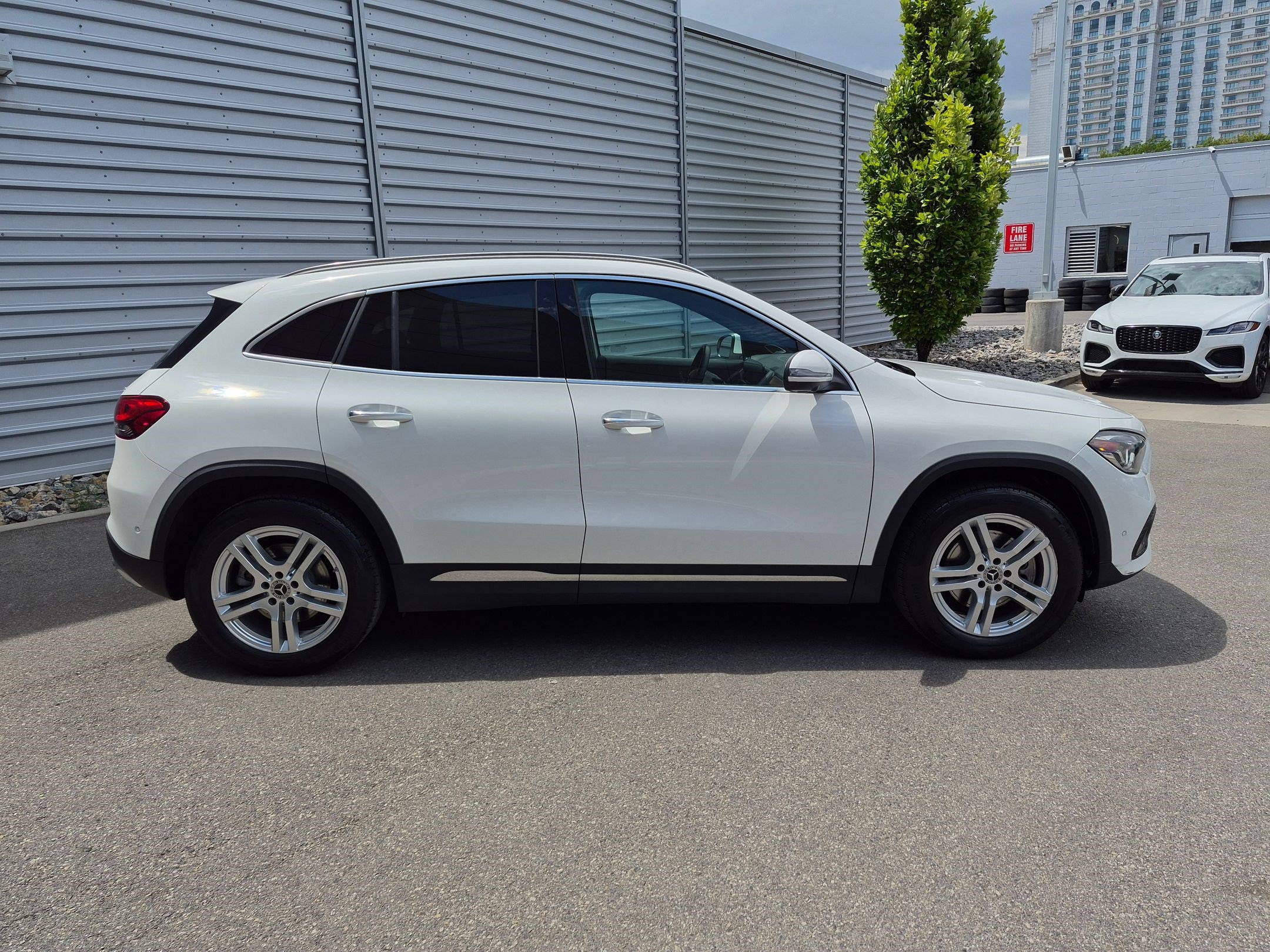 Certified 2023 Mercedes-Benz GLA 250 4MATIC image 2