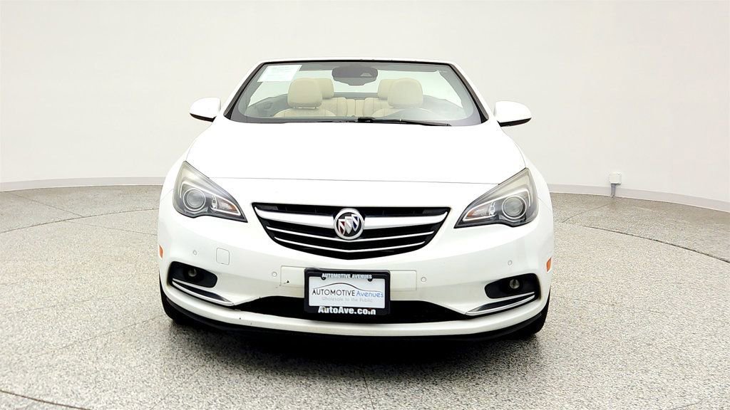 Used 2018 Buick Cascada Premium image 2