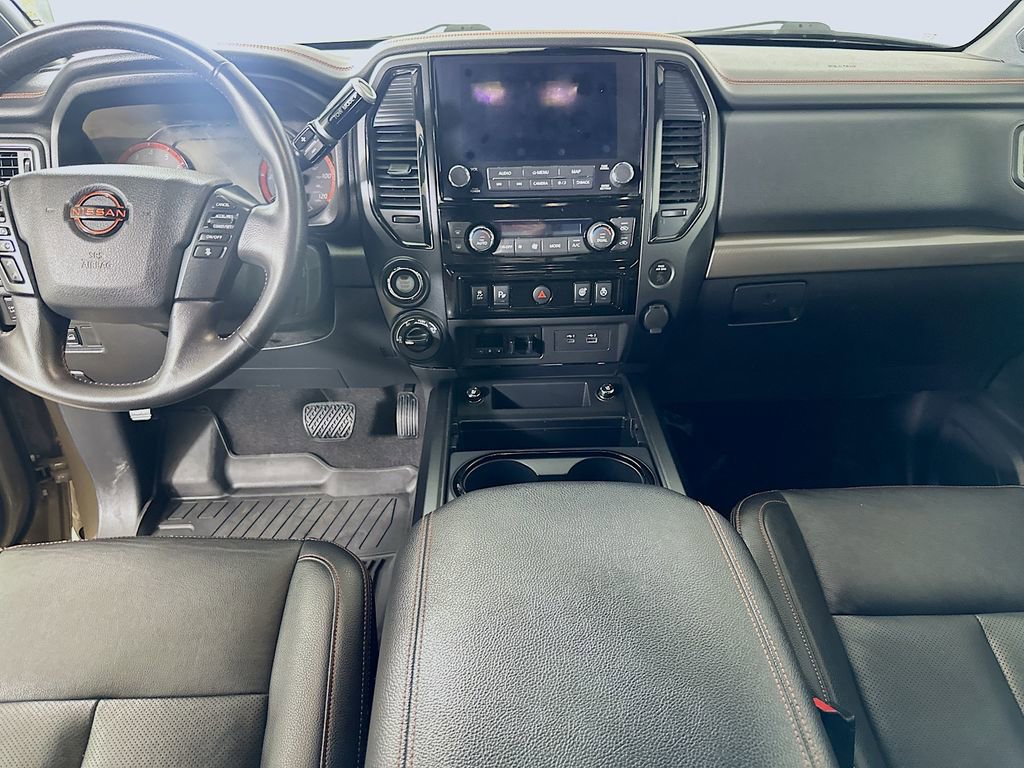 Used 2023 Nissan Titan PRO-4X w/ Pro-4x Convenience Package image 18