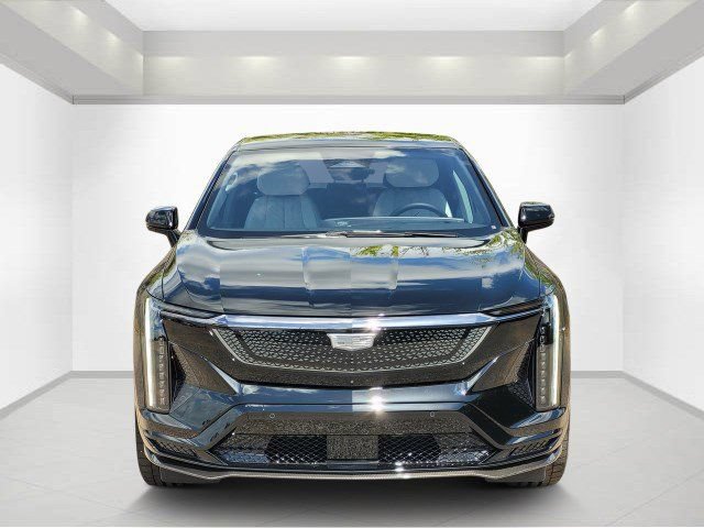 New 2027 Cadillac Optiq V w/ Carbon Fiber Package AWD/4WD image 2