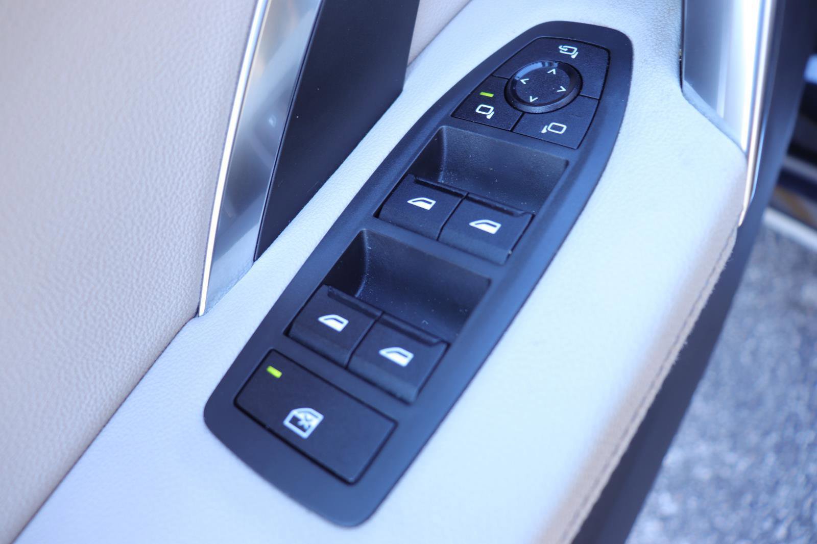 Used 2023 BMW X1 xDrive28i w/ Premium Package image 31