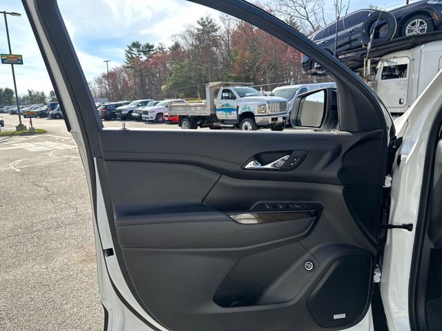 Used 2023 GMC Acadia AT4 w/ LPO, Floor Liner Package image 29