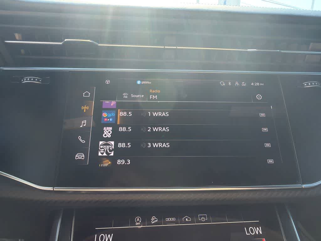 Used 2022 Audi RS Q8 AWD/4WD image 26
