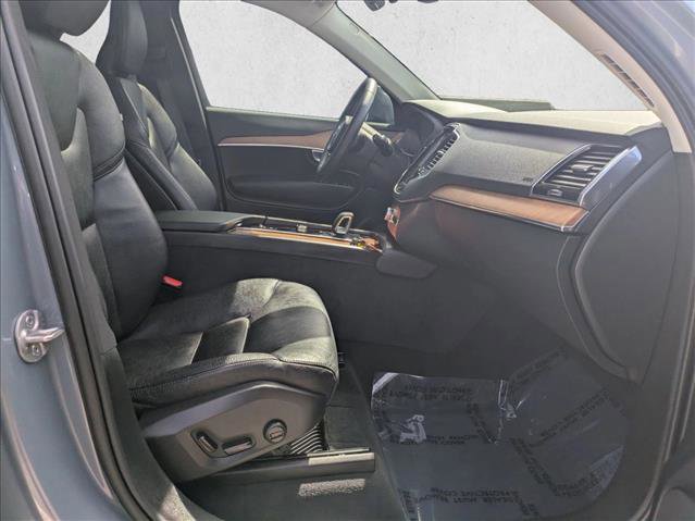 Used 2023 Volvo XC90 B6 Plus w/ Protection Package image 22