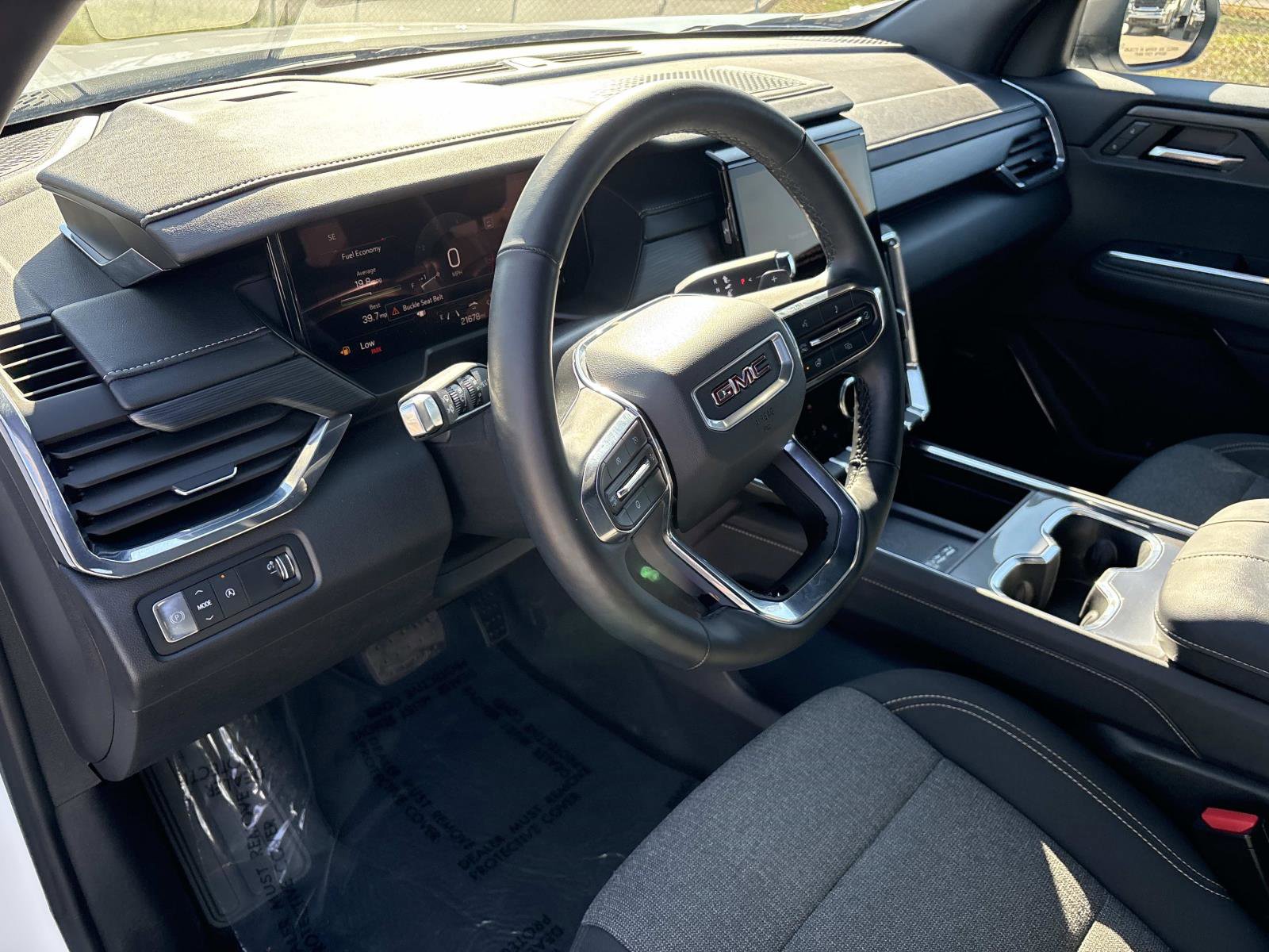 Certified 2025 GMC Acadia Elevation image 15