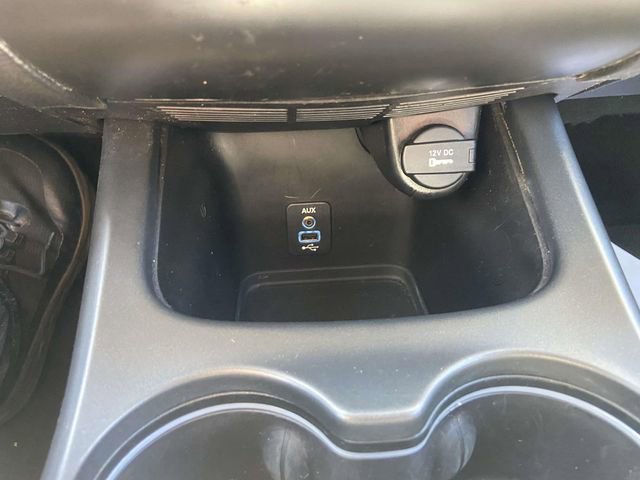 Used 2018 Dodge Journey SE image 28