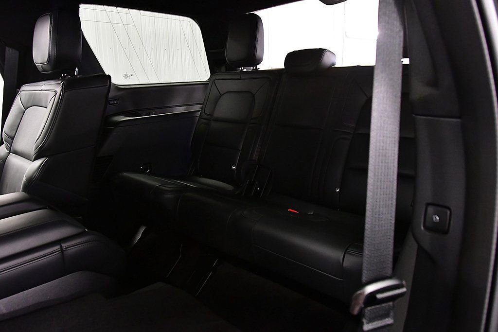 Used 2023 Lincoln Navigator Reserve image 30