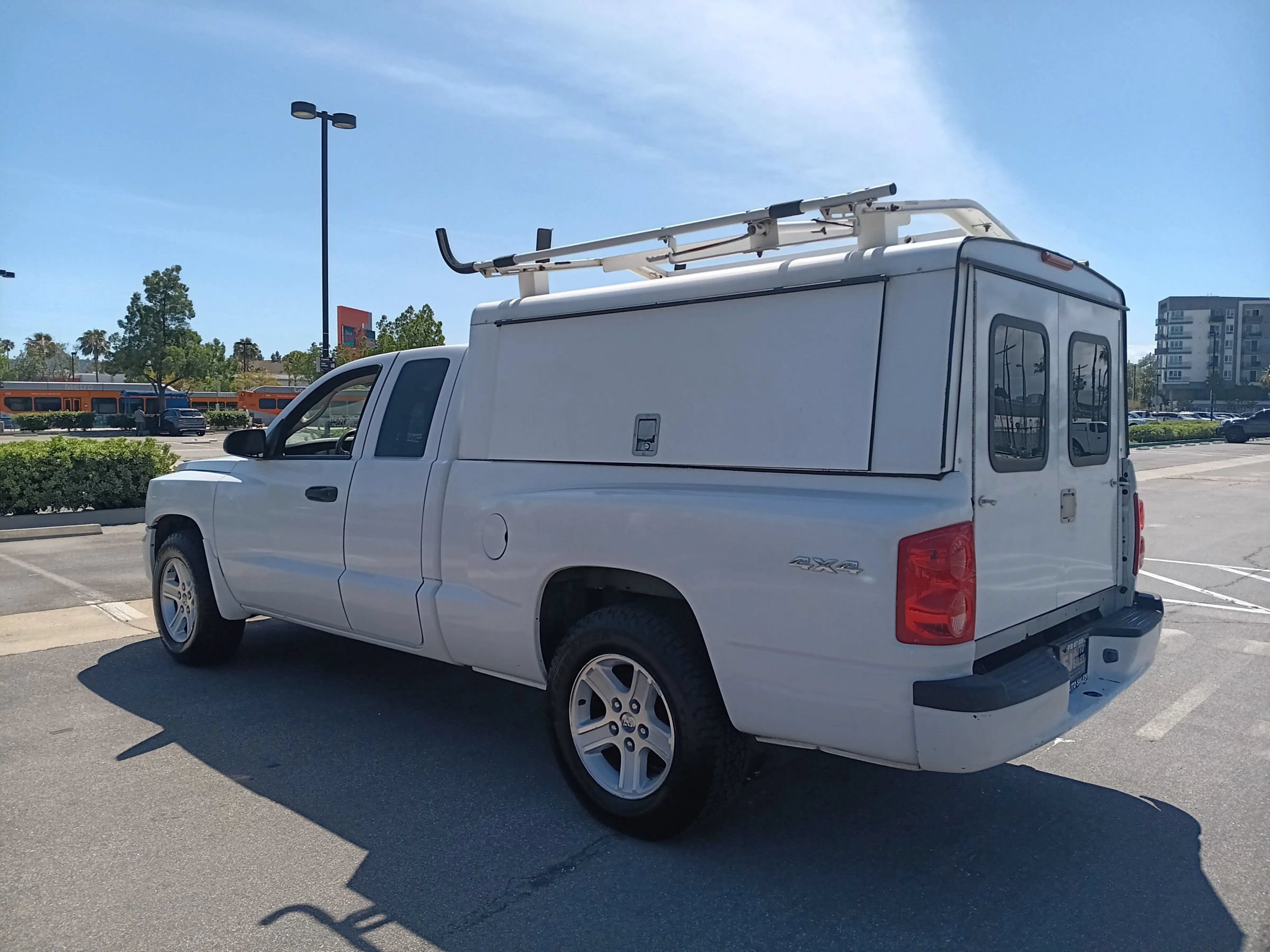 Used 2011 Dodge Dakota Big Horn w/ Skid Plate Group AWD/4WD image 8