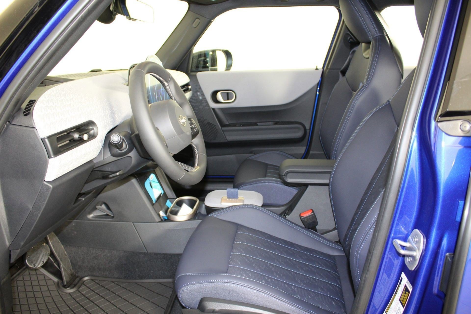 Used 2026 MINI Cooper S FWD image 22