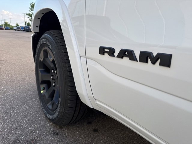 New 2026 RAM 1500 4x4 Crew Cab image 10
