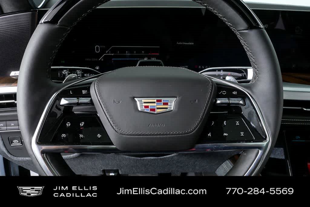 Certified 2026 Cadillac Escalade ESV Platinum Sport w/ LPO, ONYX Package AWD/4WD image 6