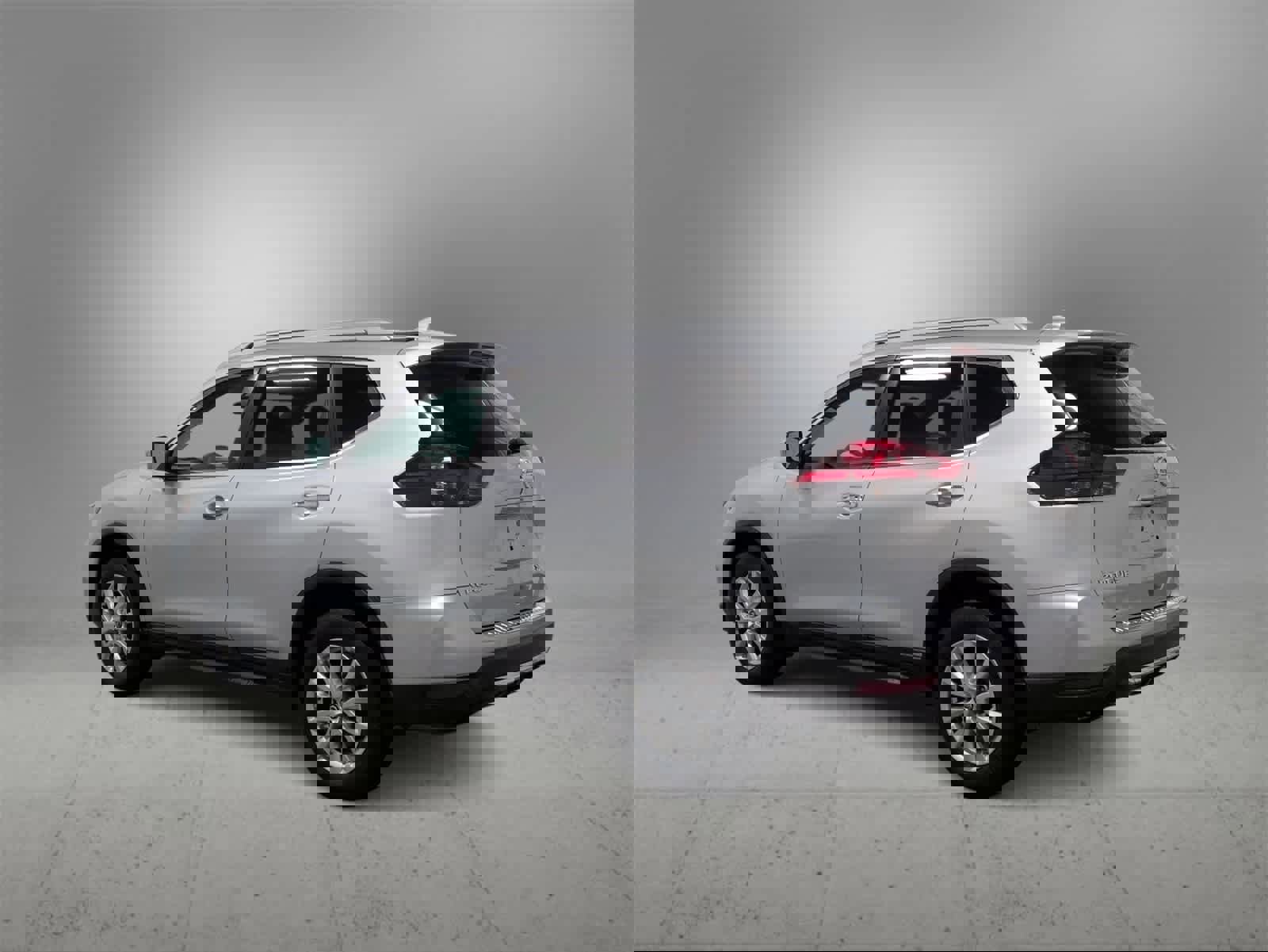 Used 2017 Nissan Rogue SV w/ Sun & Sound Touring Package image 6