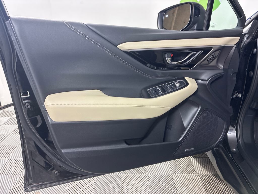 Certified 2025 Subaru Outback Limited image 29