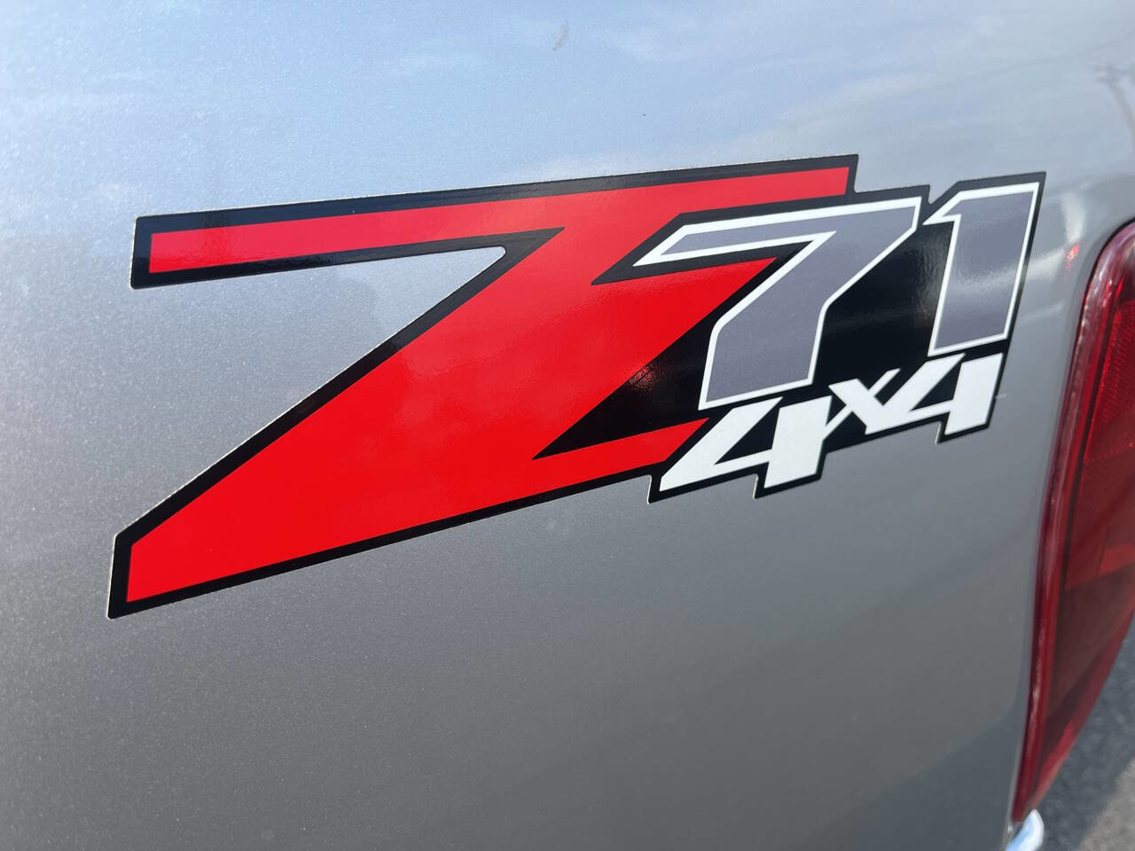 Used 2010 Chevrolet Colorado LT image 11