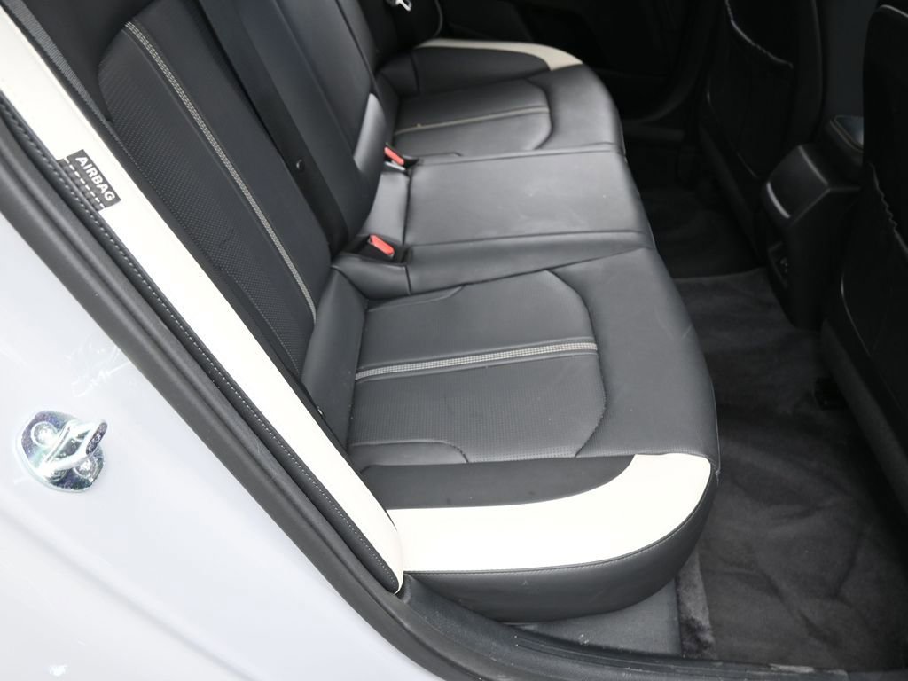 Used 2025 Kia K5 GT-Line image 40