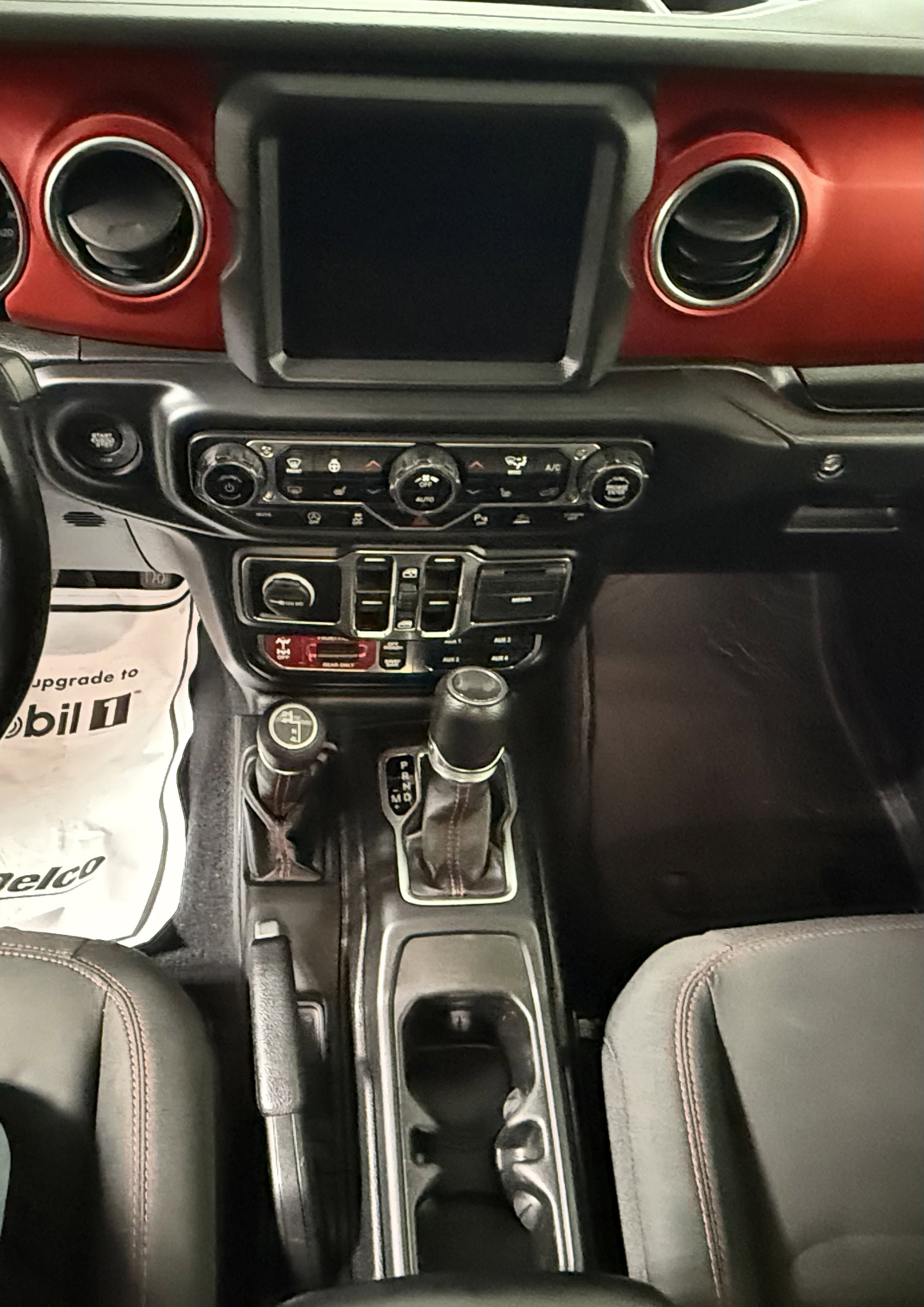 Used 2021 Jeep Wrangler Unlimited Rubicon AWD/4WD image 22