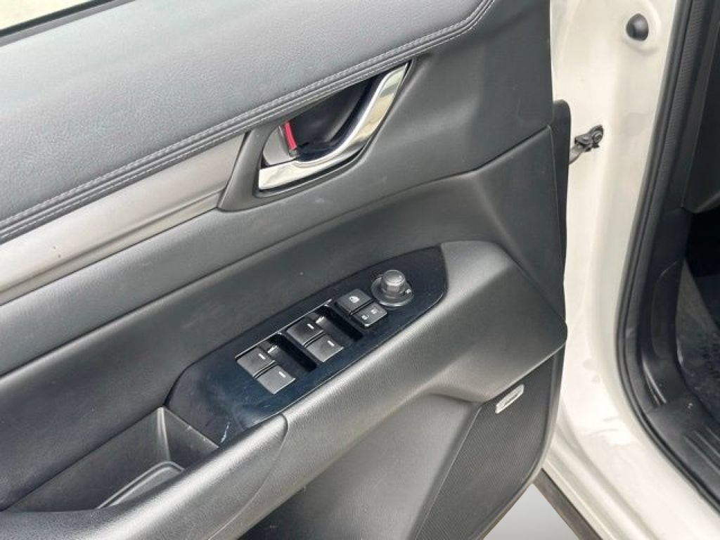 Used 2019 MAZDA CX-5 Touring AWD/4WD image 10