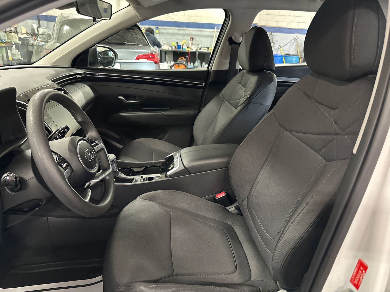 Certified 2024 Hyundai Tucson SE AWD/4WD image 9