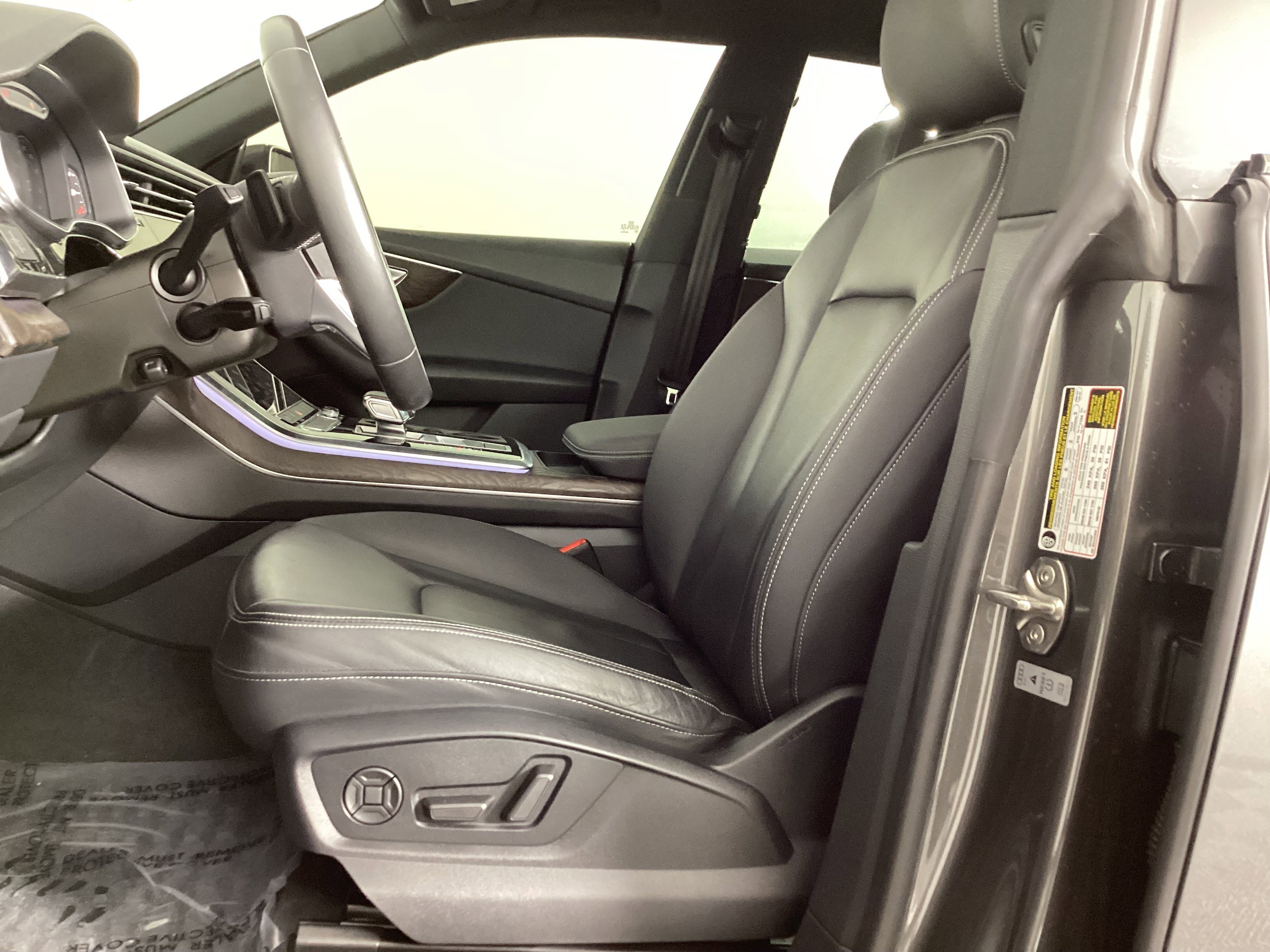 Used 2020 Audi Q8 Premium w/ Black Optic Package image 21