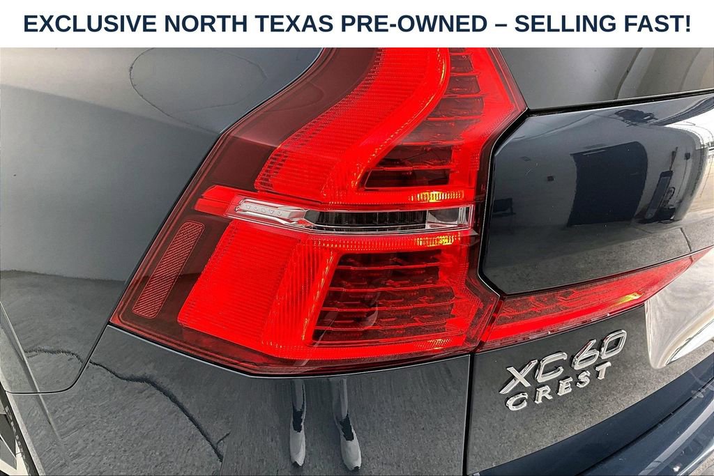 Used 2021 Volvo XC60 T5 Momentum w/ Premium Package FWD image 37