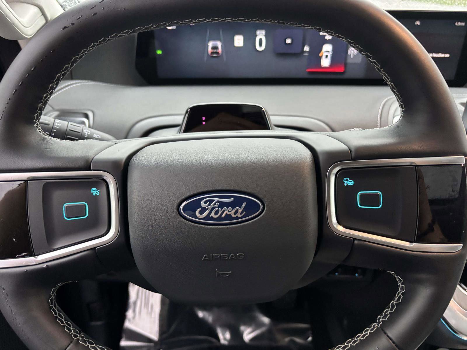 New 2026 Ford Expedition Max Platinum w/ Platinum Ultimate Package AWD/4WD image 16