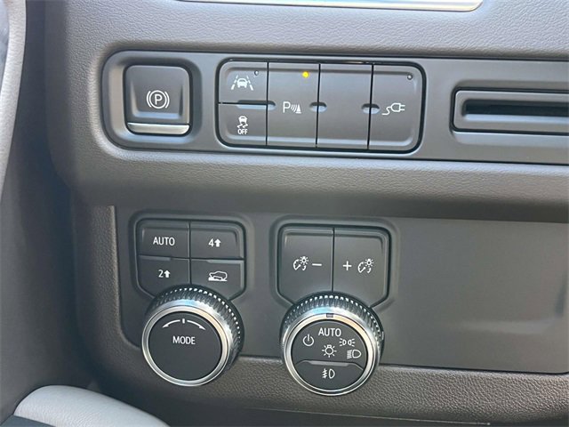 Used 2021 GMC Yukon SLT w/ Rear Media and Nav Package image 27