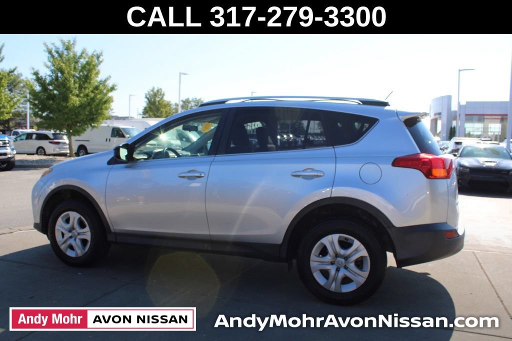 Used 2014 Toyota RAV4 LE FWD image 4