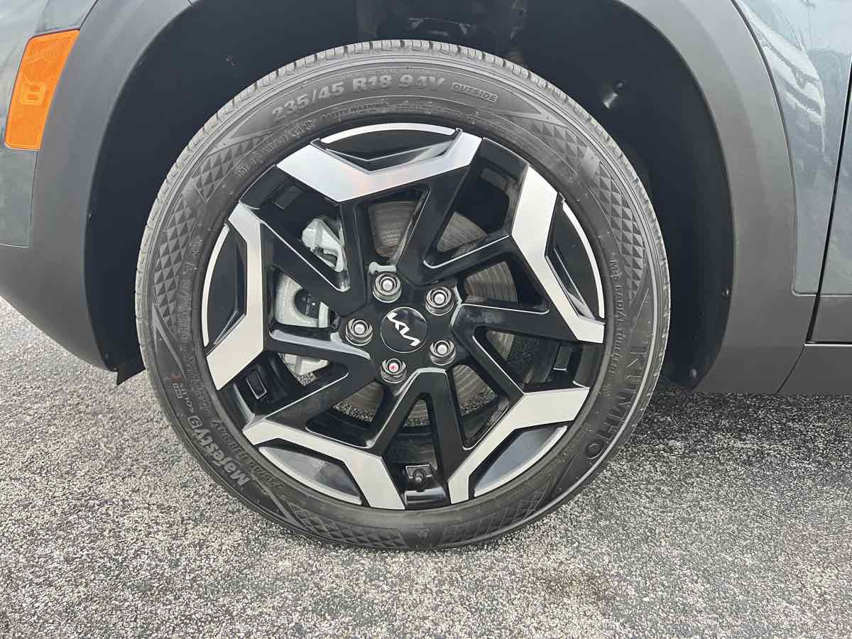 Used 2024 Kia Seltos SX image 25