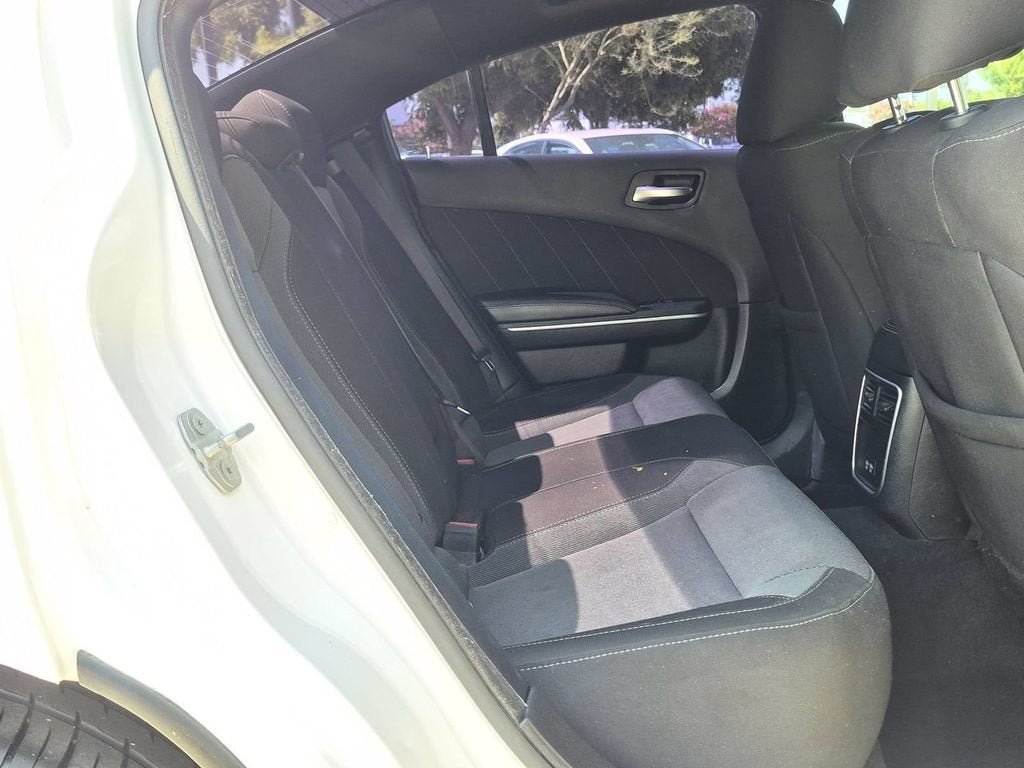 Used 2020 Dodge Charger SXT RWD image 29