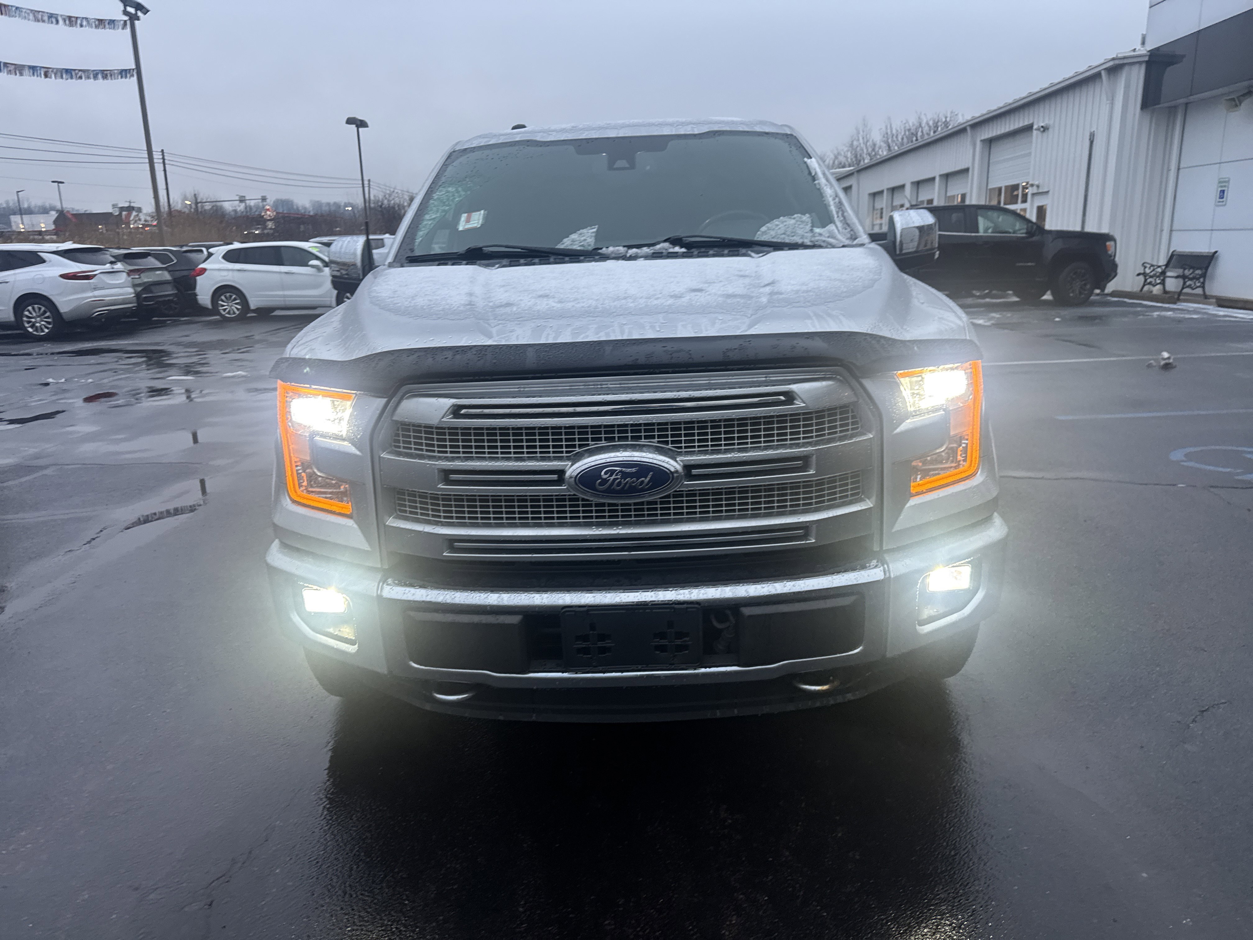 Used 2016 Ford F150 Platinum w/ Trailer Tow Package image 9