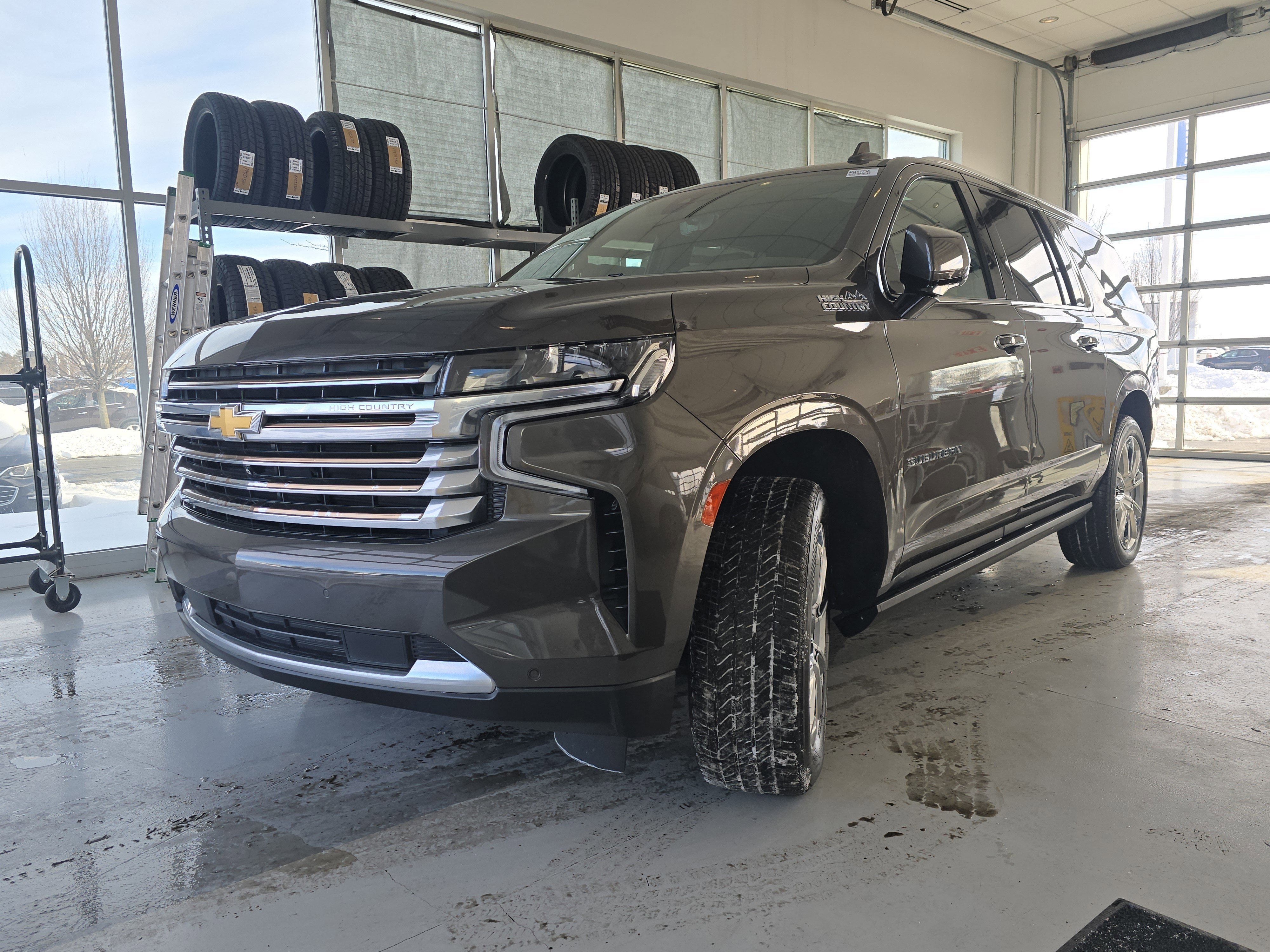 Used 2021 Chevrolet Suburban High Country image 13