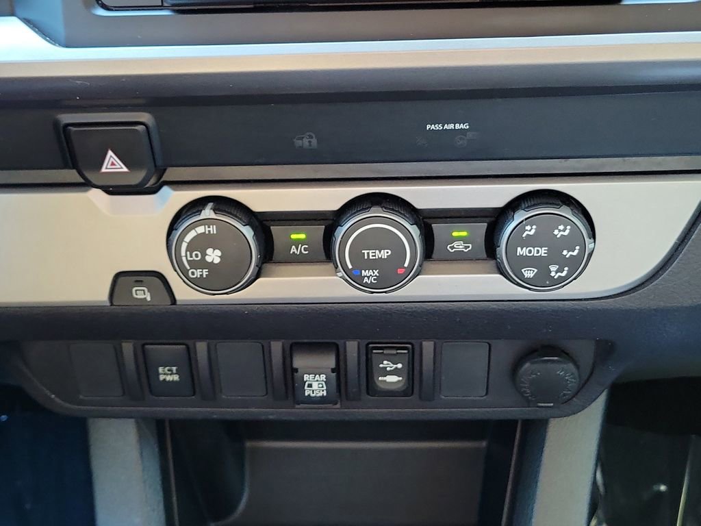 Used 2019 Toyota Tacoma SR5 image 32