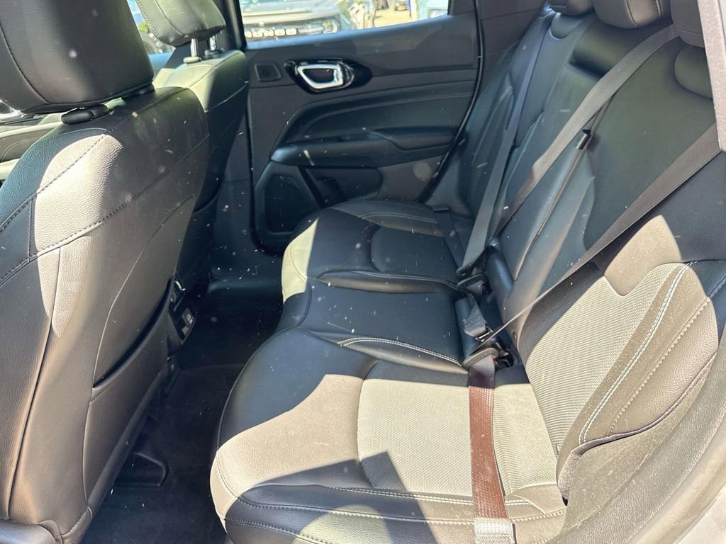Used 2022 Jeep Compass High Altitude AWD/4WD image 12