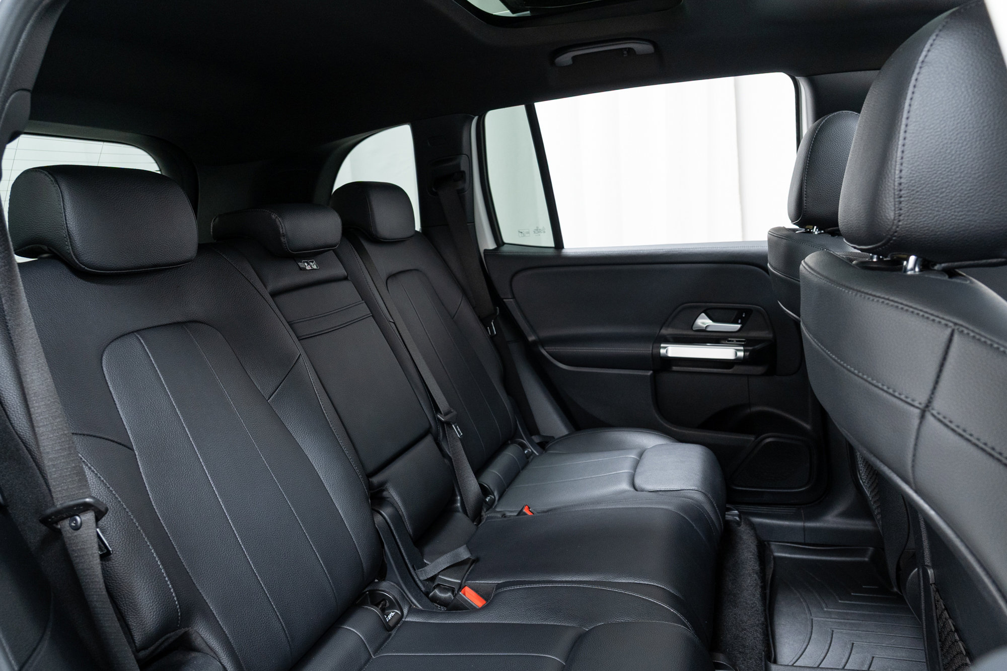 Certified 2021 Mercedes-Benz GLB 250 4MATIC image 24