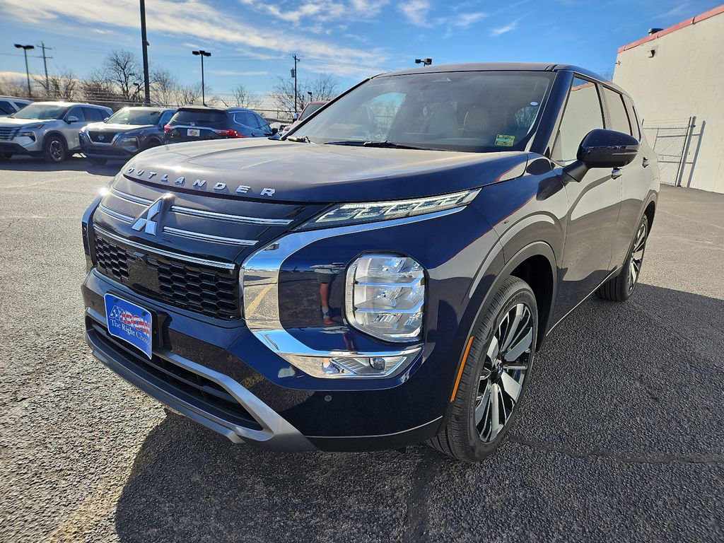 New 2026 Mitsubishi Outlander SE image 4