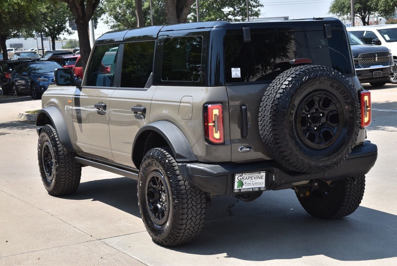 Certified 2025 Ford Bronco Badlands AWD/4WD image 10