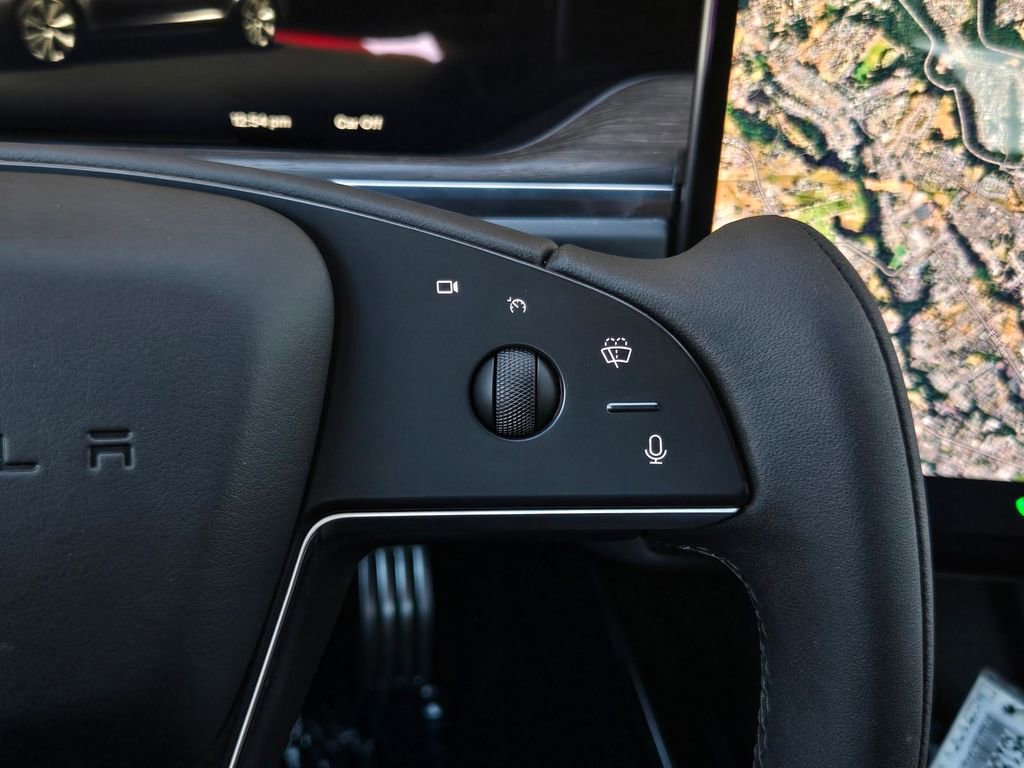 Used 2023 Tesla Model S Standard Range image 22